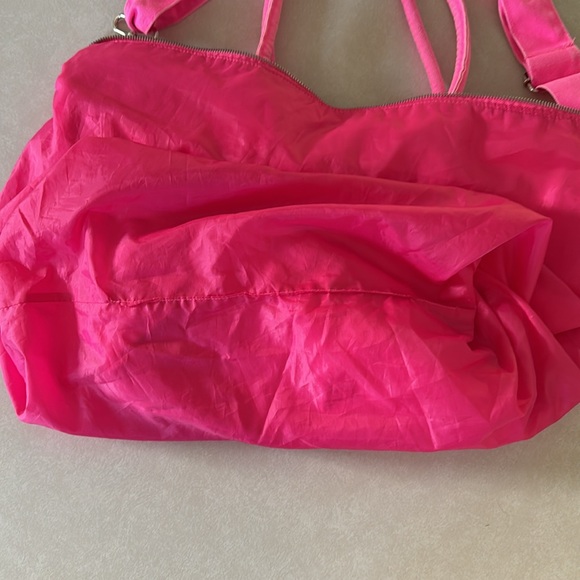 Victoria Secret Pink Bag with sipper 2 straps and crossbody - Picture 7 of 8